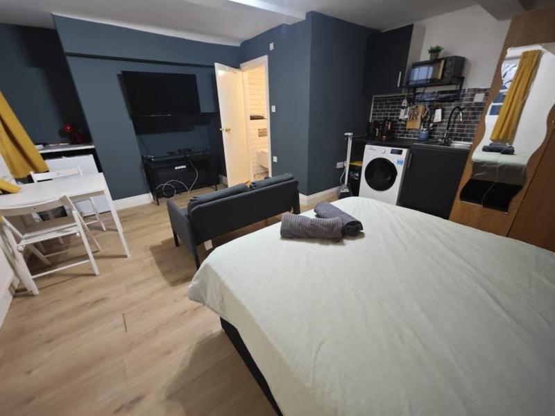 New Studio Flat In Old Street - Zone 1 Leilighet London Eksteriør bilde