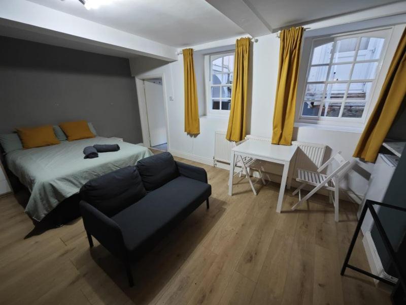 New Studio Flat In Old Street - Zone 1 Leilighet London Eksteriør bilde